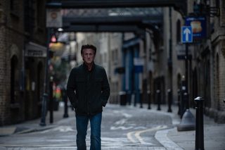 The Gunman still 7