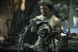 Elysium still 6