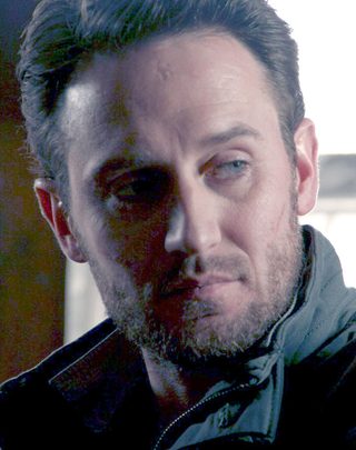 Josh Stewart, photo 3 of 3