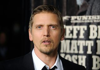 Barry Pepper, photo 2 of 3